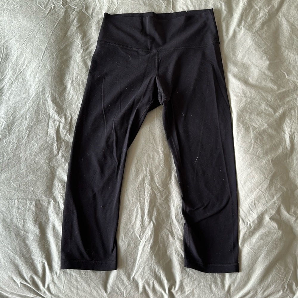 lululemon athletica High Rised Cropped Leggings